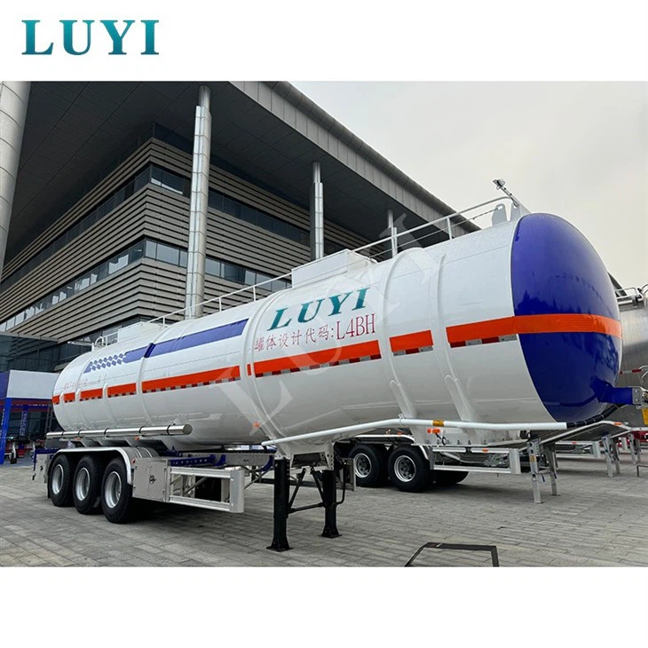 3 Axles Liquid Transport Trailer