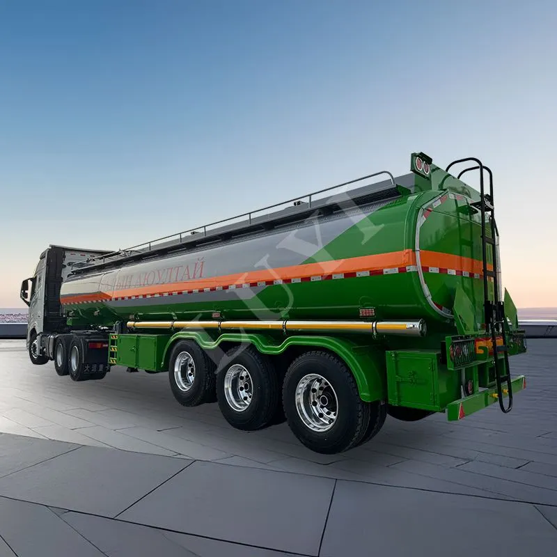 40 metrów sześciennych 45 metrów sześciennych 3-osiowa przyczepa olejowa